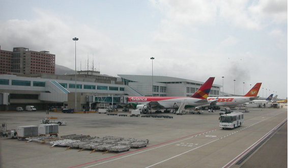 加拉加斯国际机场